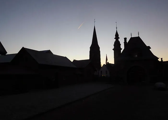 Kasteelhoeve Borgharen - Bed & Breakfast Maastricht