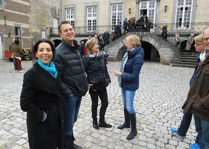 Bed & Breakfast Kasteelhoeve Borgharen - *