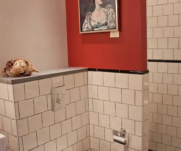 Kasteelhoeve Borgharen - *