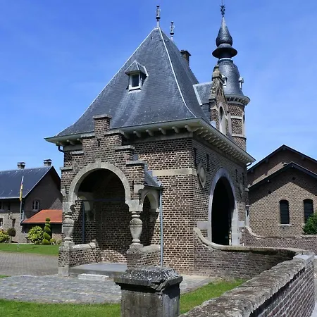 Bed & Breakfast Kasteelhoeve Borgharen - Maastricht