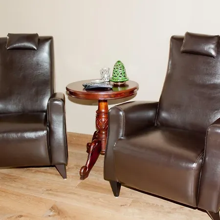 Kasteelhoeve Borgharen - * Maastricht